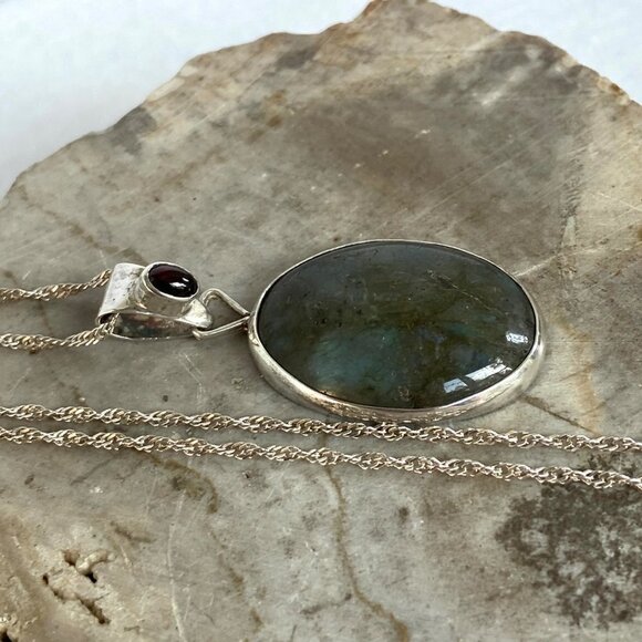 Sterling Silver 925 Bezel Set Oval Labradorite Garnet Pendant Necklace 20" Chain - Picture 5 of 16